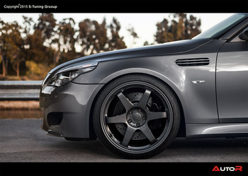 BMW E60 FRONT FENDERS