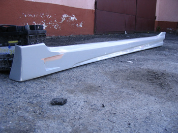 RENAULT LAGUNA I SIDE SKIRTS