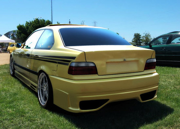 BMW E36 REAR BUMPER