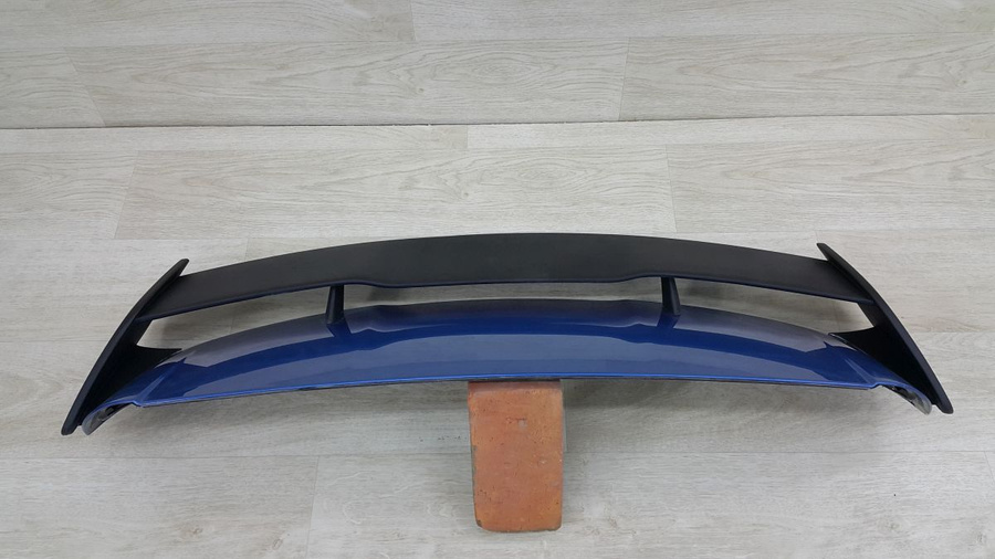 MERCEDES W176 ROOF SPOILER