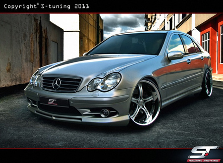 MERCEDES M203 SIDE SKIRTS