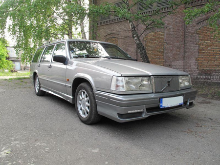 Volvo 940 FRONT UNDERBUMPER SPOILER
