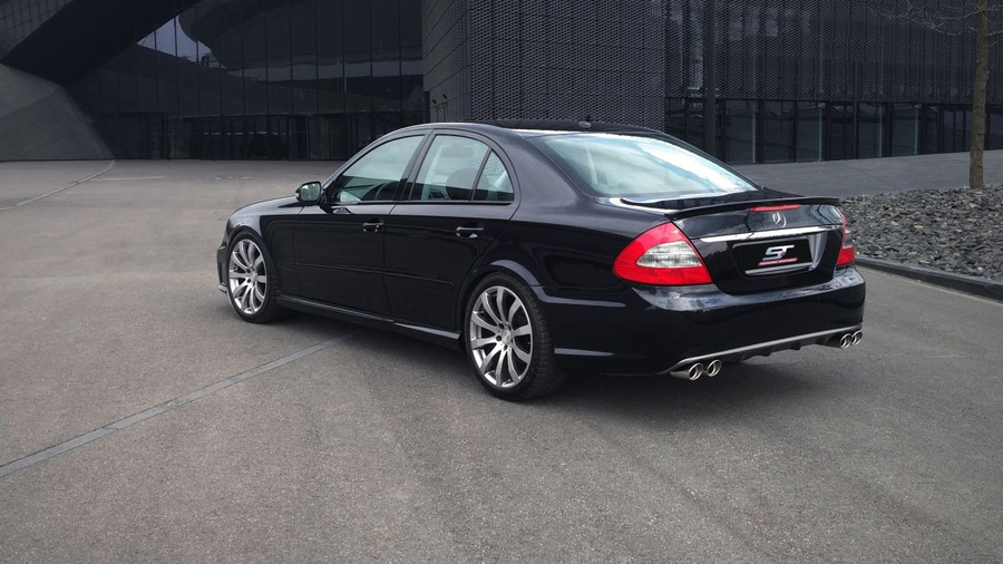 MERCEDES W211 REAR BUMPER