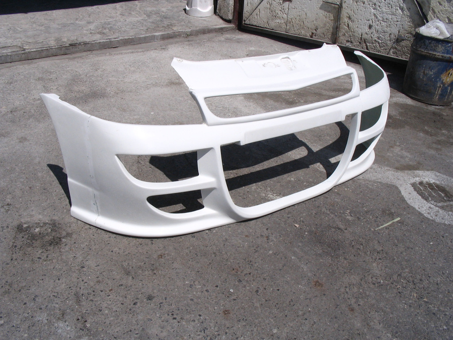RENAULT CLIO II FRONT BUMPER