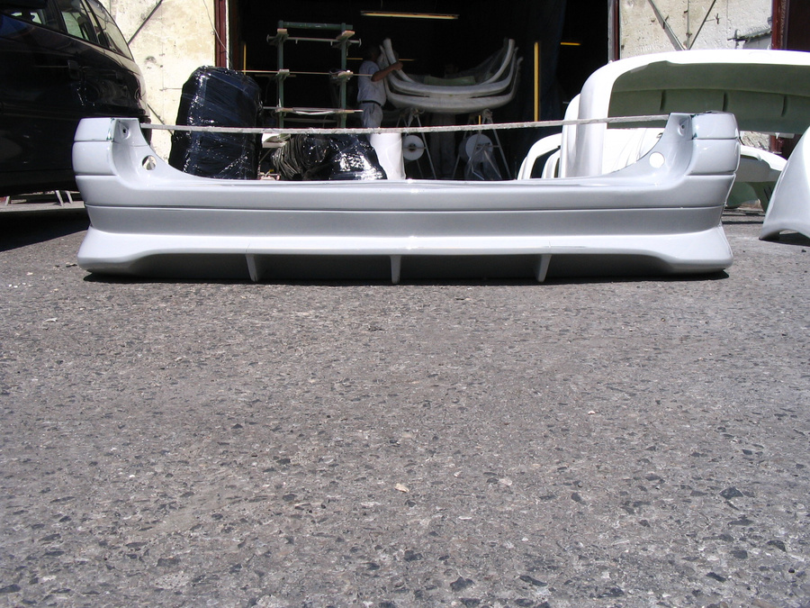 RENAULT MEGANE I REAR BUMPER