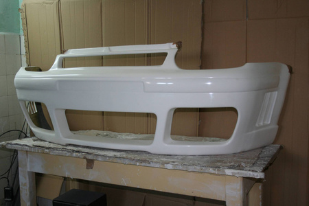 VOLKSWAGEN GOLF 4 FRONT BUMPER