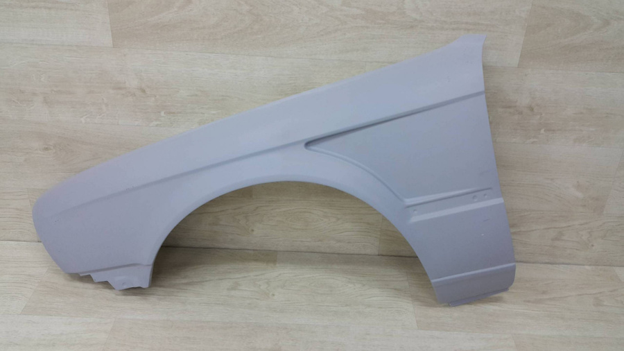 BMW E30 FRONT FENDERS