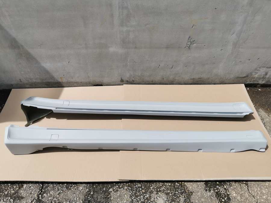 Für Mercedes w201  190 Body Kit AMG , Stoßstangen, Seitenschweller, Spoiler