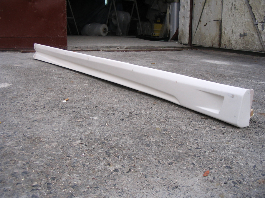 FORD MONDEO MK1 SIDE SKIRTS