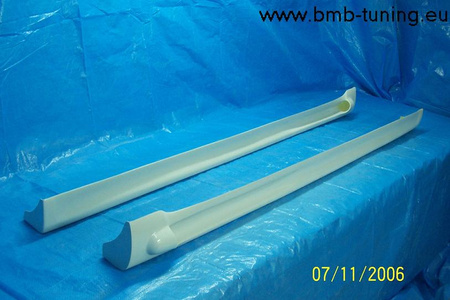 VOLKSWAGEN GOLF 4 SIDE SKIRTS