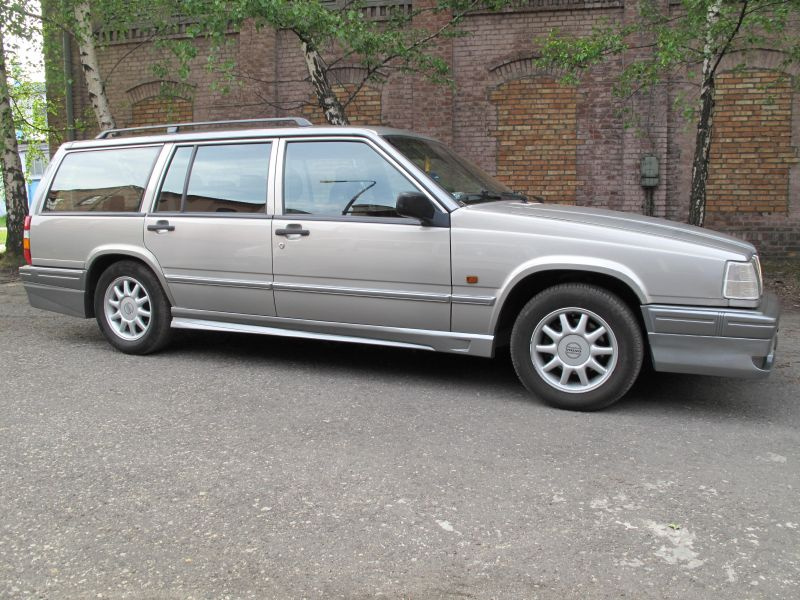 Volvo 940 SIDE SKIRTS